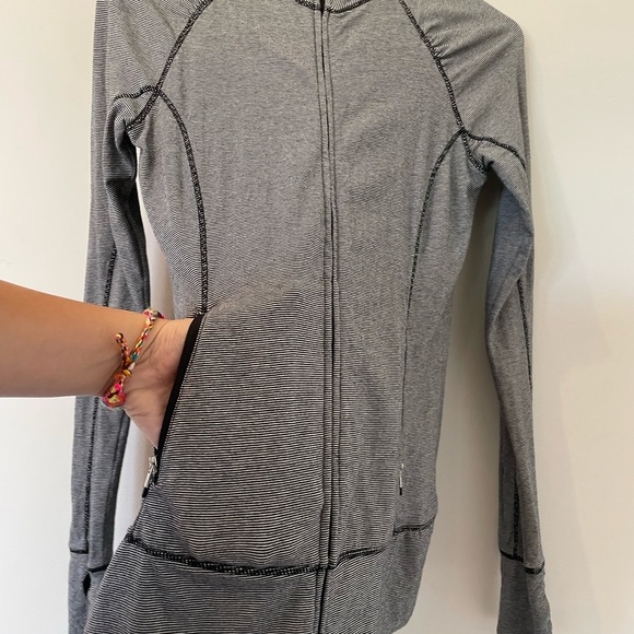 GREY GAP BODY DEFINE JACKET - Picture 2 of 8